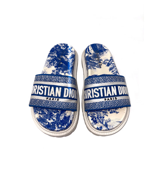 Dior DWAY ミュール サンダル クリスチャンディオール 36 23cm Christian Dior Size 36 'Dway' Toile De Jouy Embroidered Lug Slides